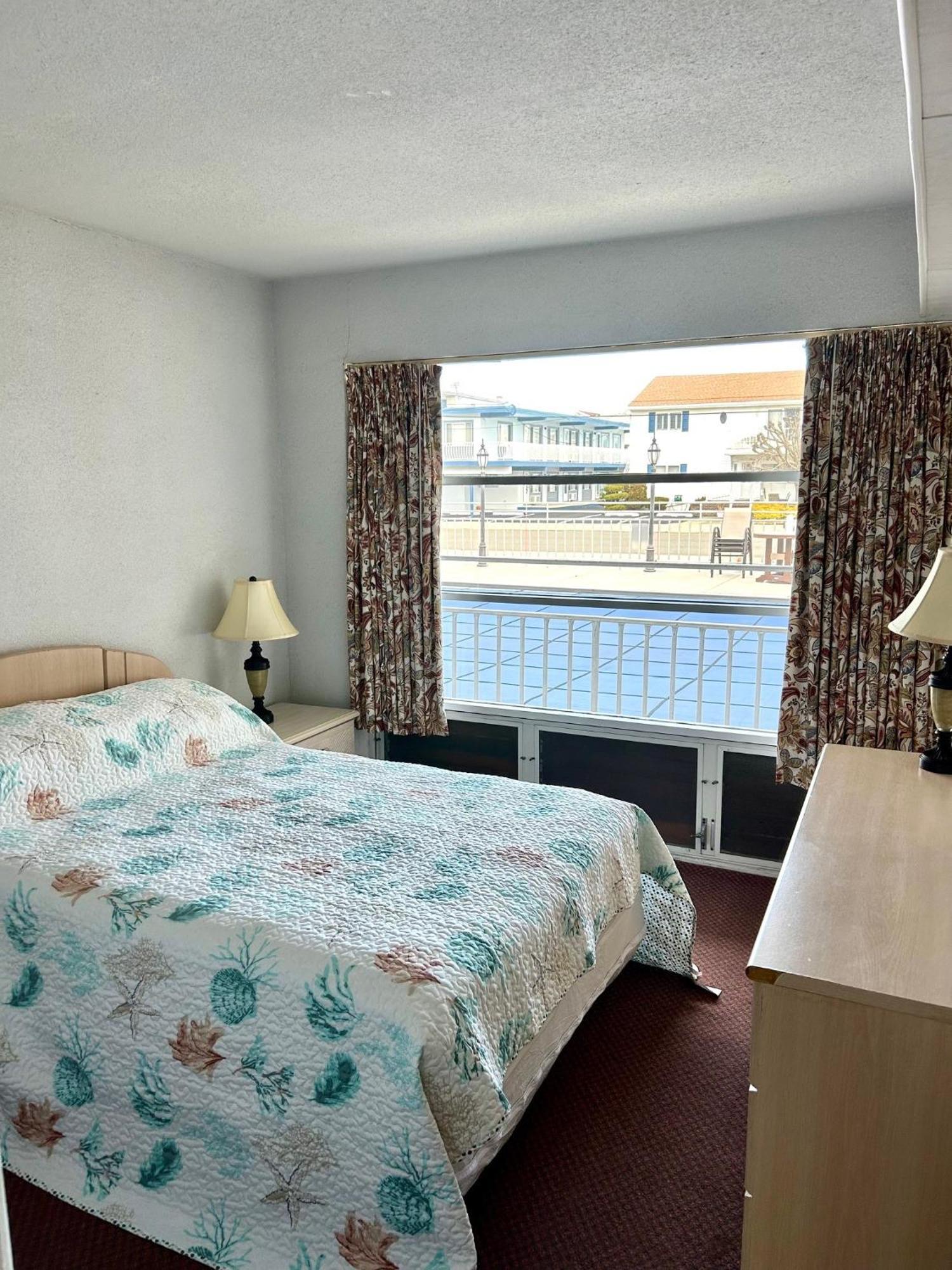 Ivanhoe Motel North Wildwood Exterior photo